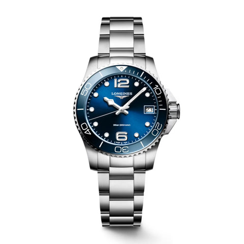 Longines Hydroconquest 32mm-Longines Hydroconquest - L3.370.4.96.6 -Longines Hydroconquest in a 32mm stainless steel case with blue dial on stainless steel bracelet, featuring a date display and quartz movement.