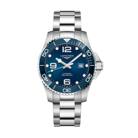 Longines HydroConquest 43mm-Longines HydroConquest in a 43mm stainless steel case with blue dial on stainless steel bracelet, featuring a date display and automatic movement with up to 72 hours of power reserve.