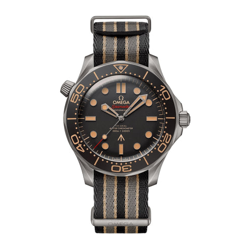Omega Seamaster Diver 300m Omega Co‑Axial Master Chronometer 42mm 007 Edition-Omega Seamaster Diver 300m Omega Co‑Axial Master Chronometer 42mm 007 Edition in a 42mm titanium case with brown dial on nato strap, featuring an automatic movement.