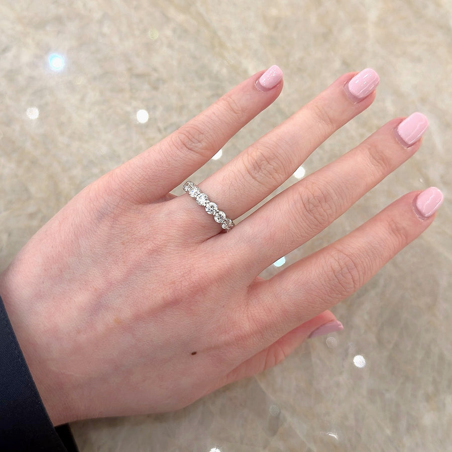 Memoire 9 Stone Diamond Half Way Band
