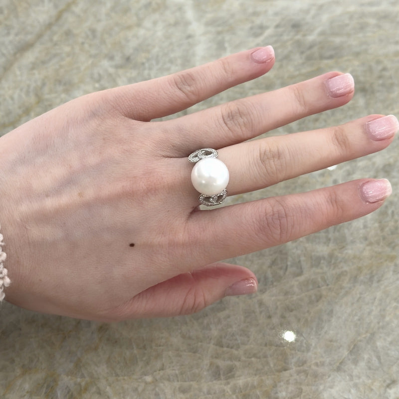 White South Sea Pearl Diamond Ring-White South Sea Pearl Diamond Ring