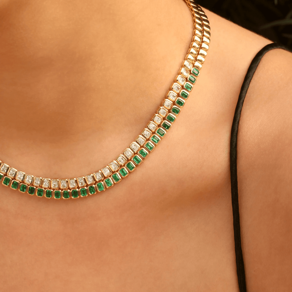Anita Ko Emerald Cut Bezel Emerald Choker - AKNEMCK - E - YG