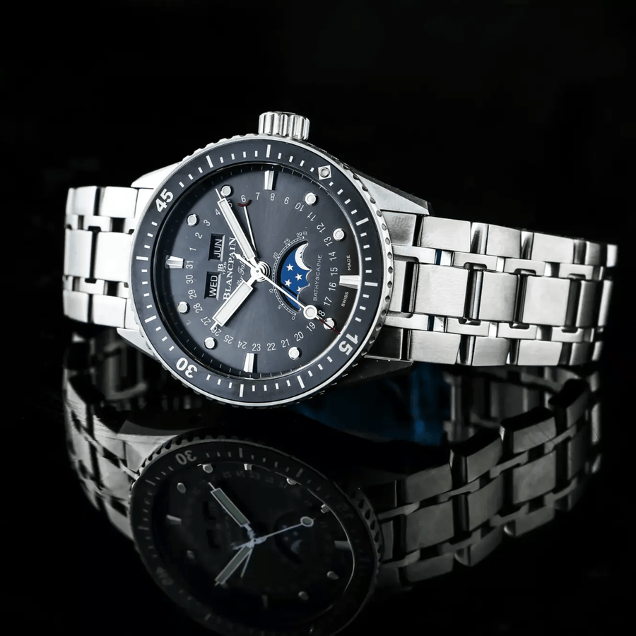 Blancpain Fifty Fathoms Bathyscaphe Quantième Complet Phases de Lune 43mm - 5054 - 1110 - 71S