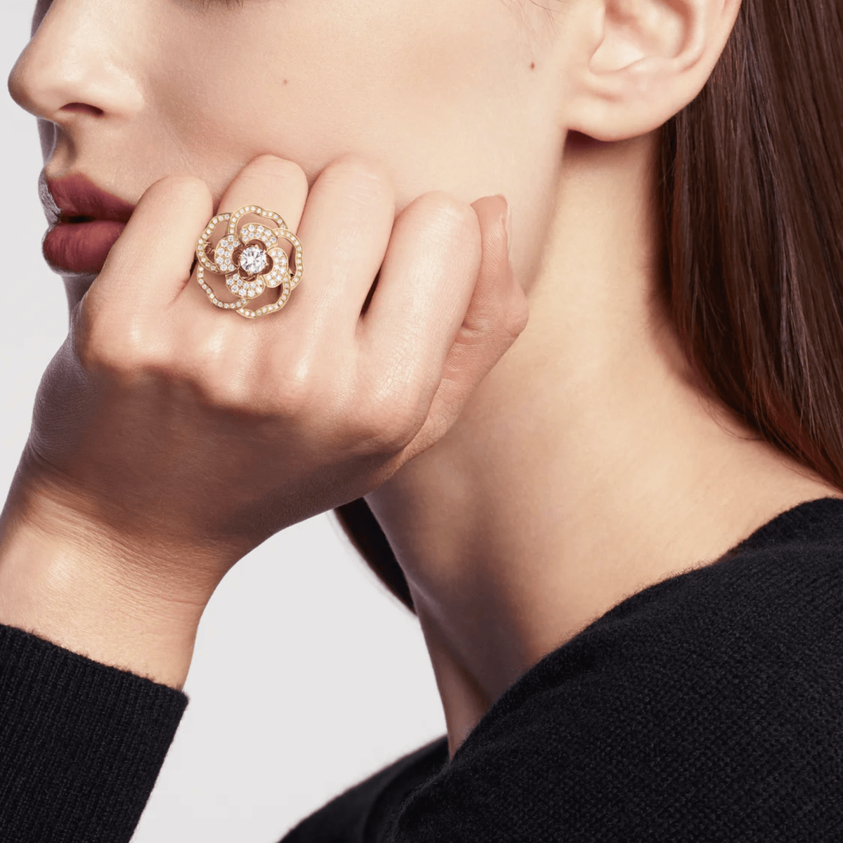 CHANEL Camélia Bloom Ring J13372