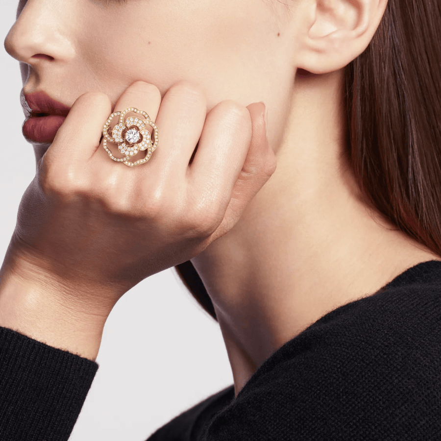 CHANEL Camélia Bloom Ring J13372