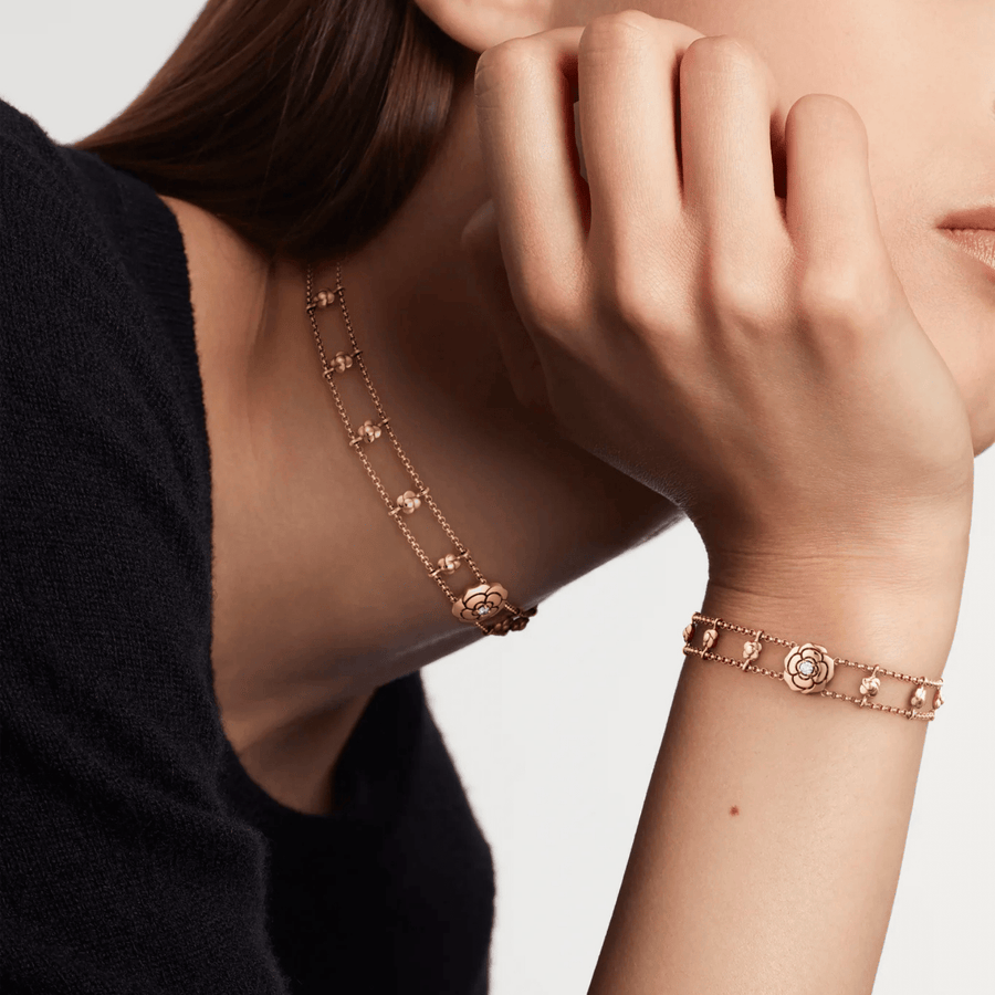 CHANEL Extrait de Camélia Supple Bracelet - J13843