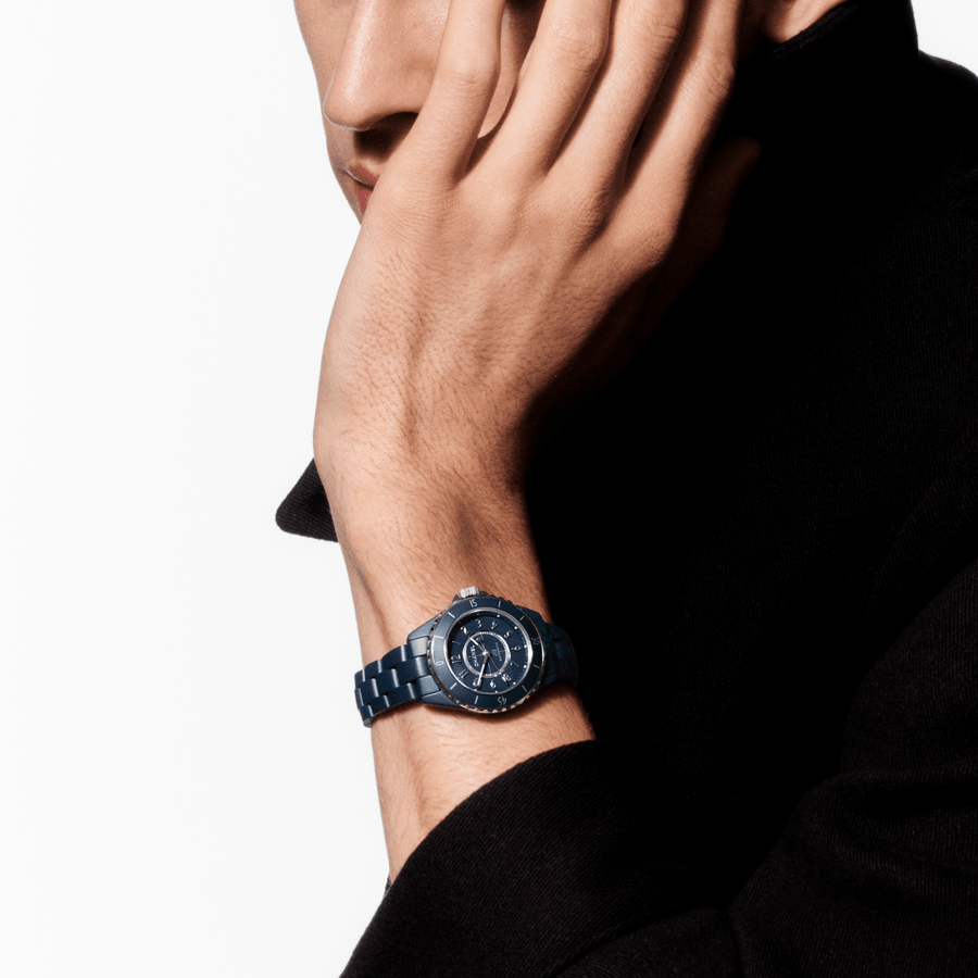 CHANEL J12 Caliber 12.2 33mm Watch H11683