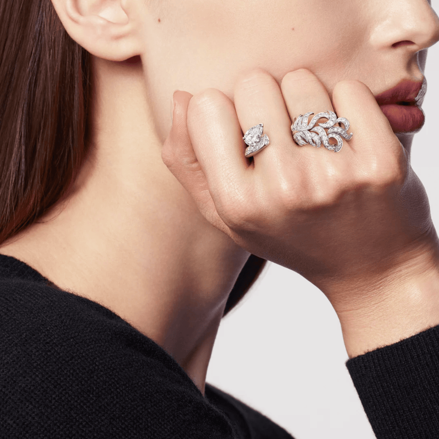 CHANEL Plume De CHANEL Ring - J65681