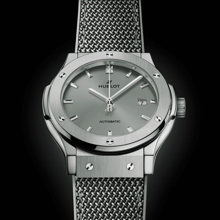 Classic Fusion Titanium Sage Green - 542.NX.891G.NR
