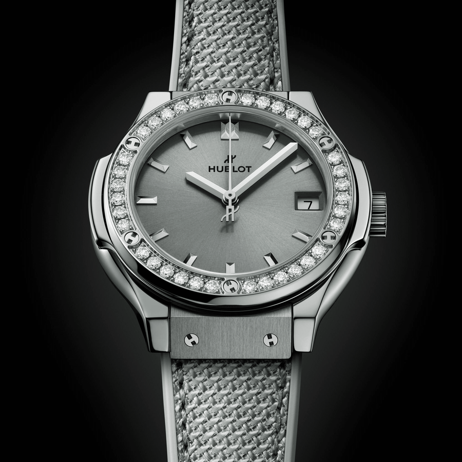 Classic Fusion Titanium Sage Green Diamonds - 581.NX.891G.NR.1104