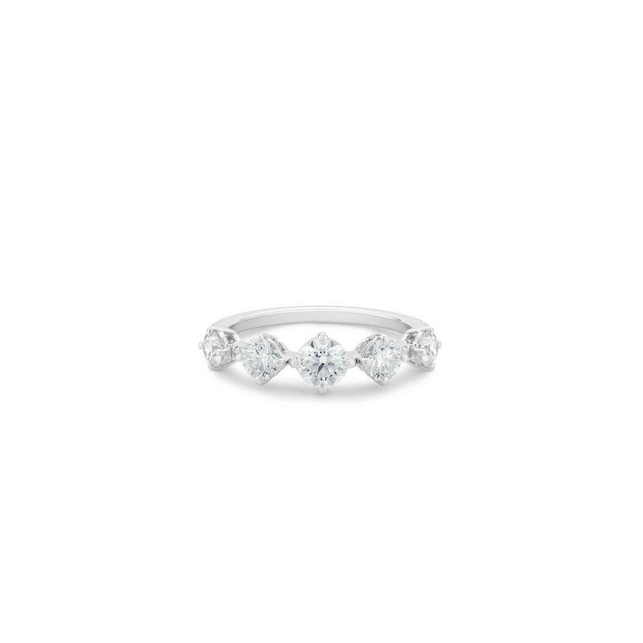 De Beers Arpeggia One Row Ring in 18 karat white gold with diamonds totaling 1.07 carats.