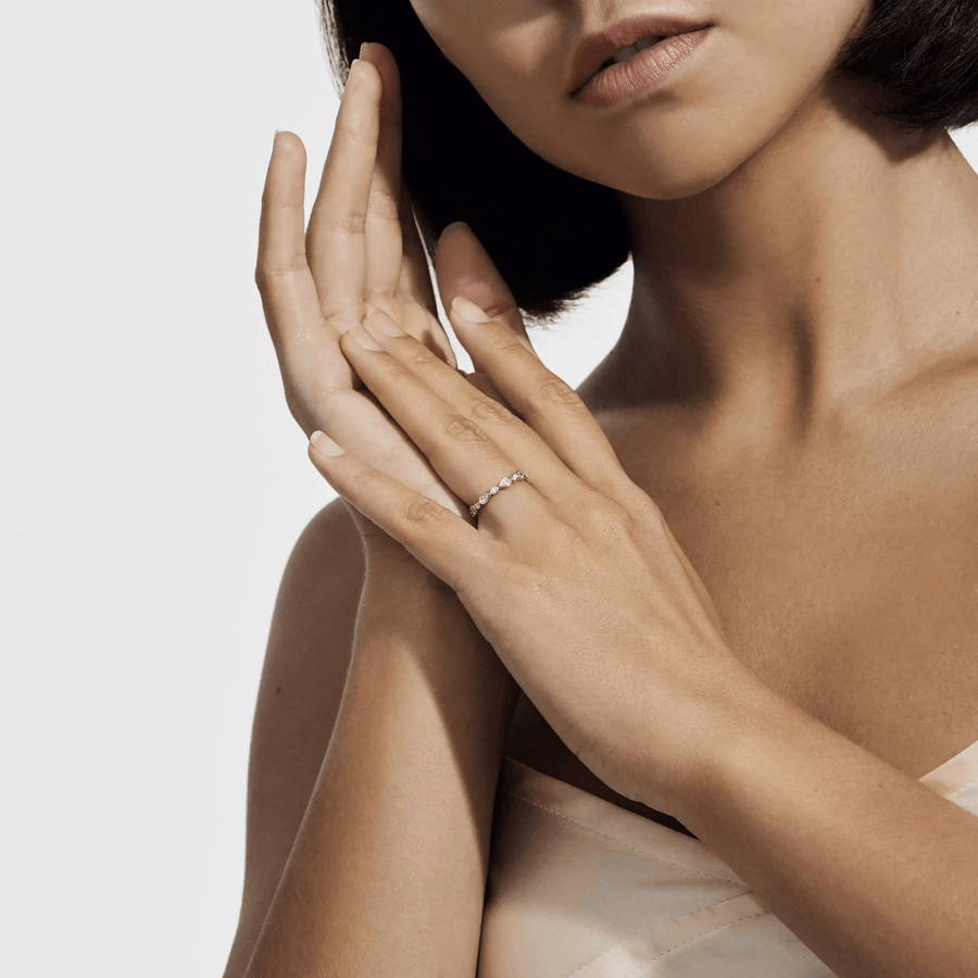 De Beers Petal Band - R102311