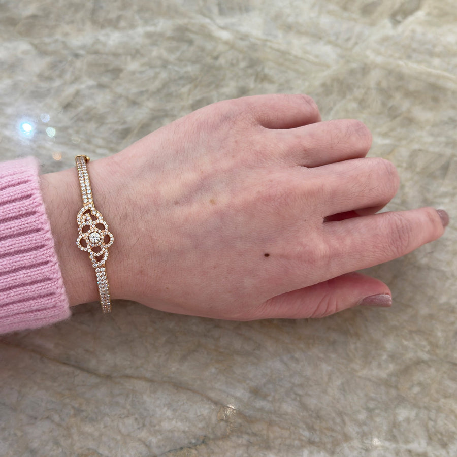 Diamond Flower Bangle - DBMXM00547