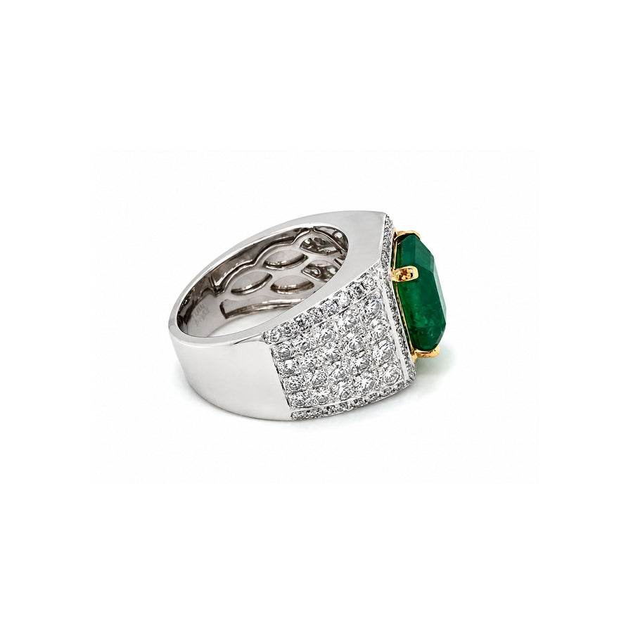 Emerald Diamond Ring