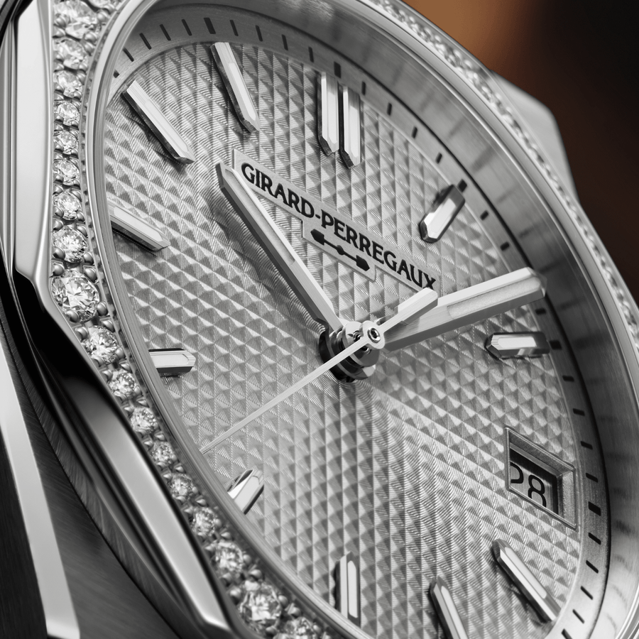 Girard-Perregaux Laureato Fifty Self-winding 36mm 81006-11S3597-1CM