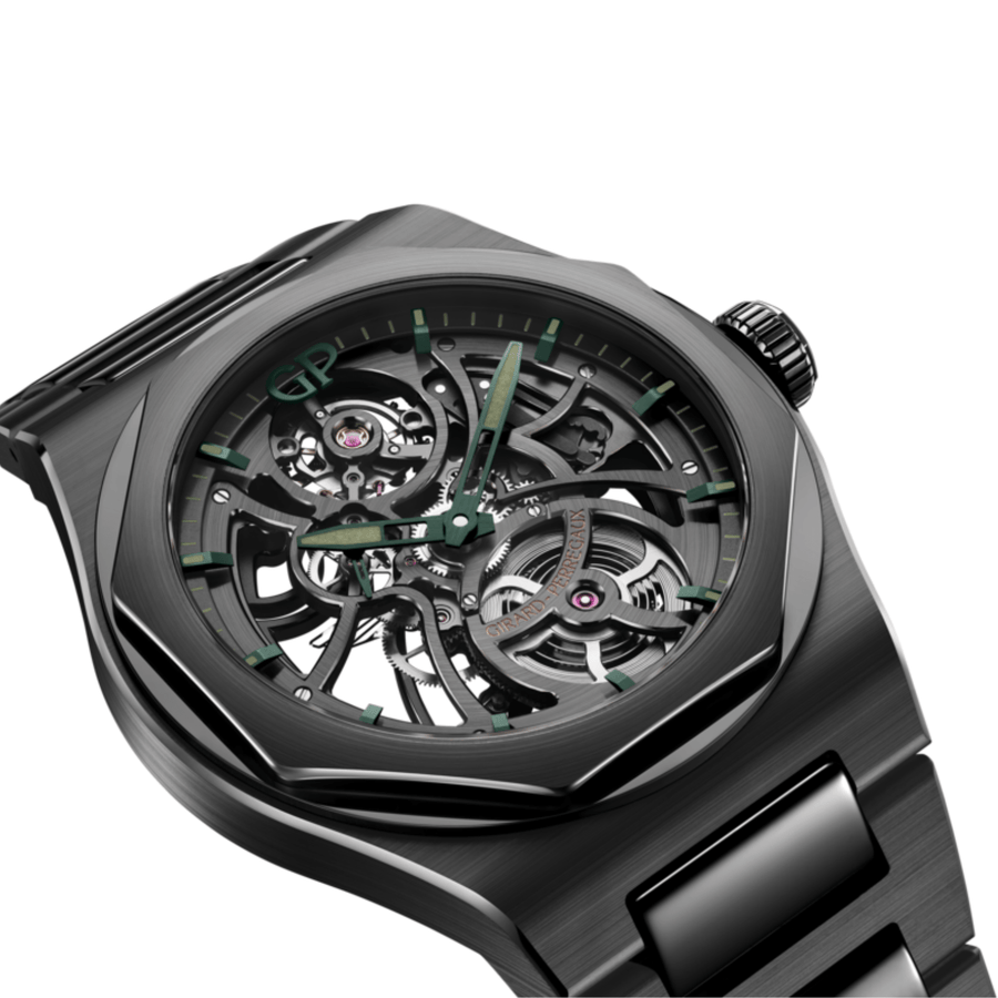 Girard-Perregaux Laureato Skeleton Aston Martin Edition - 81015-32-3538-32A