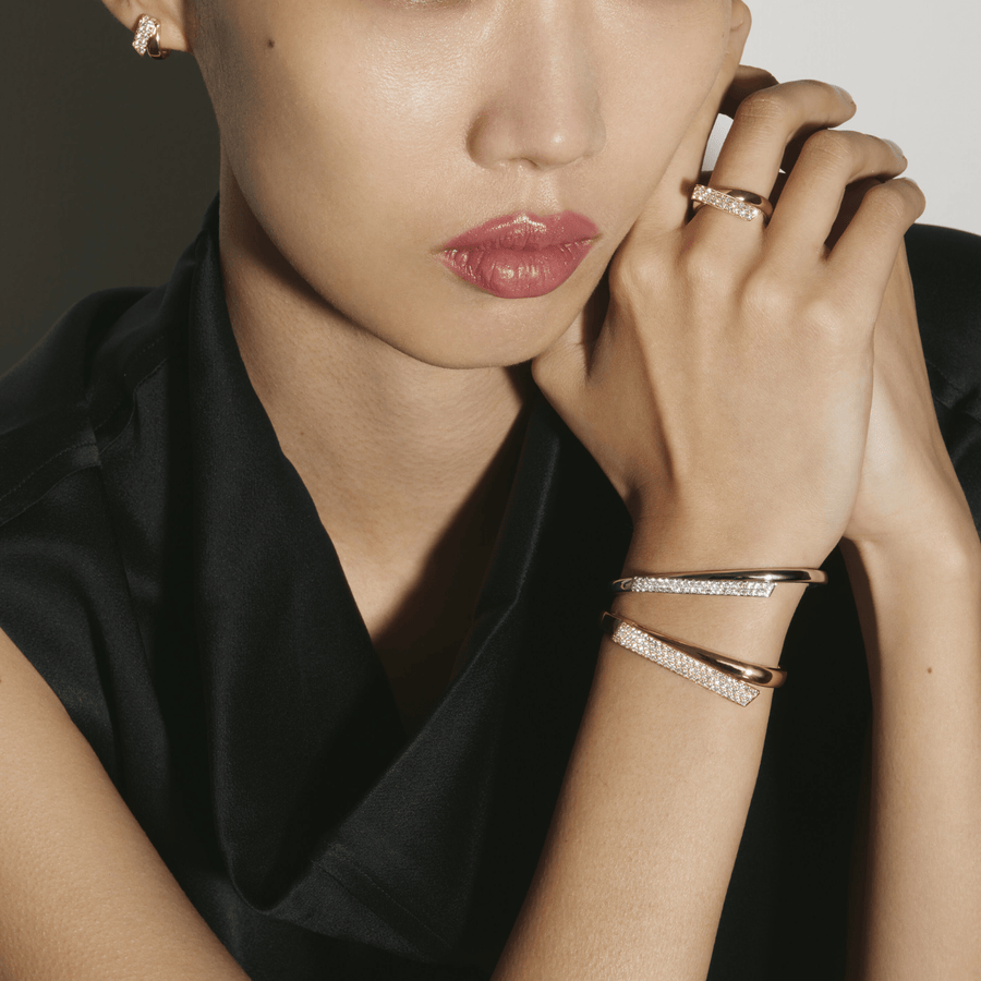 Hearts on Fire Diamond Flip Bangle - UU2959WG