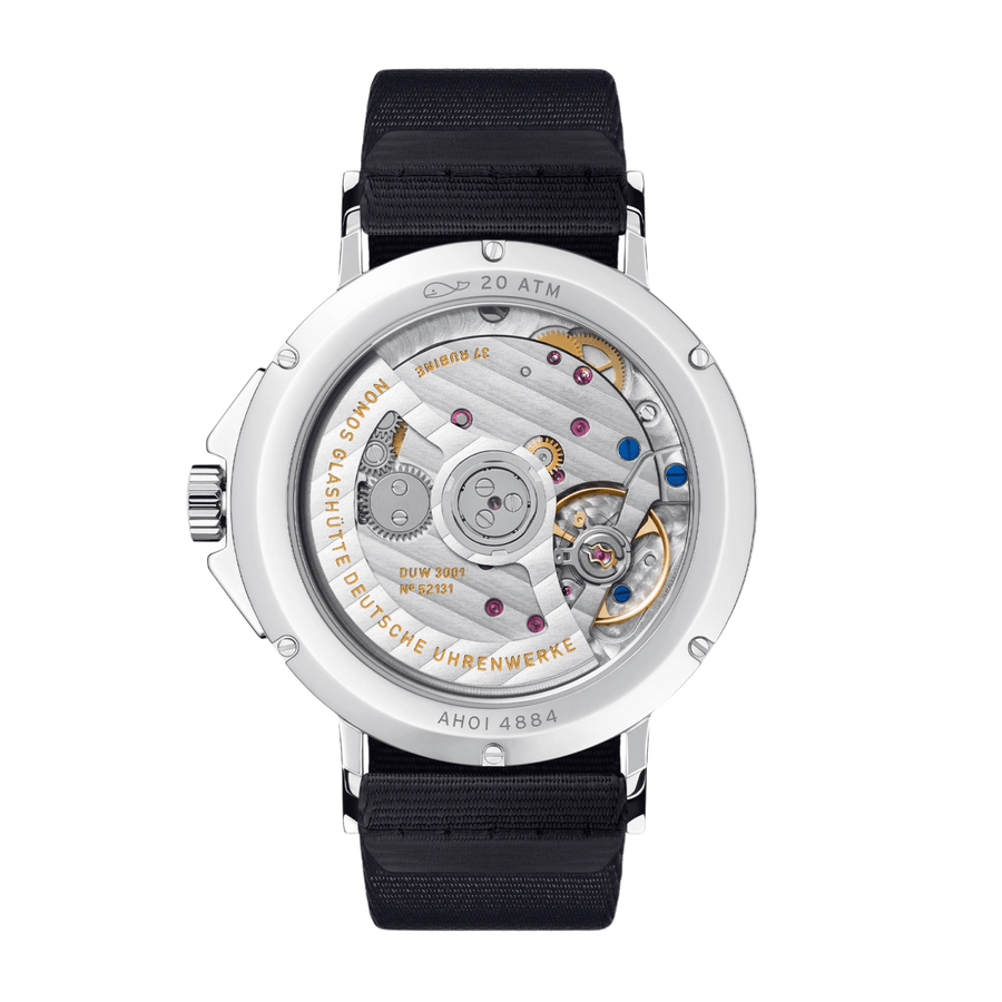 NOMOS Glashütte Ahoi Neomatik Sky 568