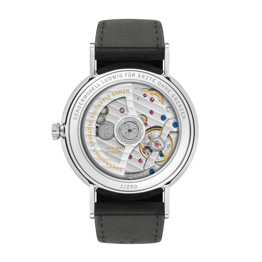 NOMOS Glashütte Ludwig Neomatik 39 - 250.S2