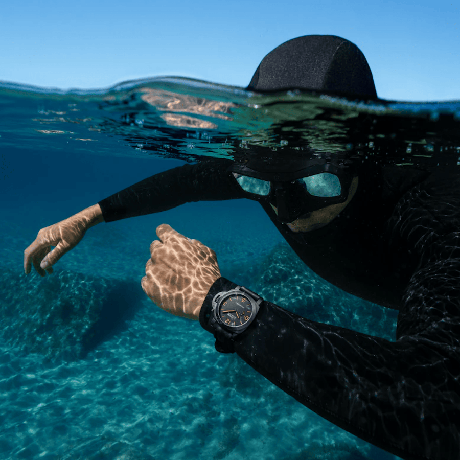 Panerai Luminor Marina 44mm Carbotech ™ - PAM01707