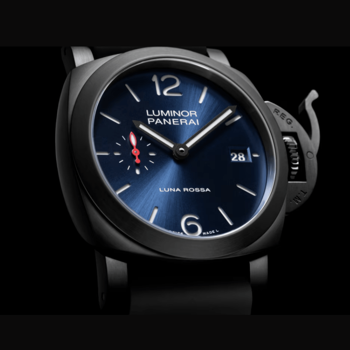 Panerai Luminor Quaranta Steel DLC Luna Rossa - PAM01408