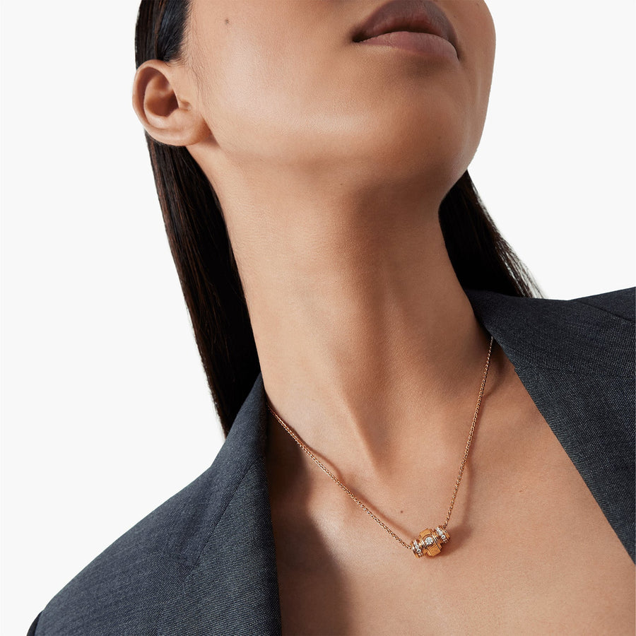 Possession "Decor Palace" pendant in 18K rose gold set with 24 brilliant-cut diamonds (approx. 0.43 ct) and one Possession-set brilliant-cut diamond (approx. 0.09 ct).