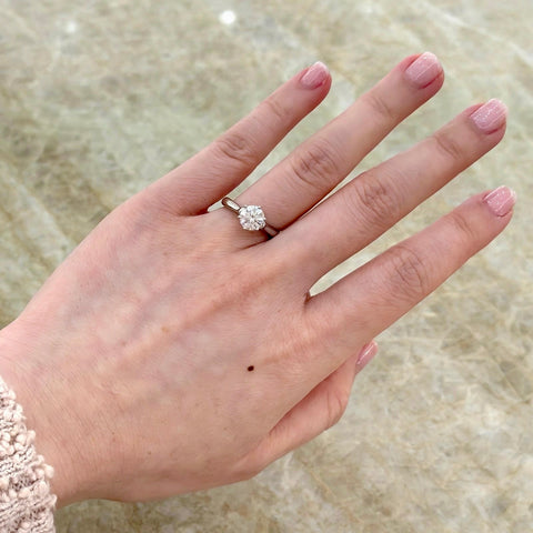 Round Brilliant Cut Diamond Solitaire Engagement Ring-Round Brilliant Cut Diamond Solitaire Engagement Ring - DRJST01535