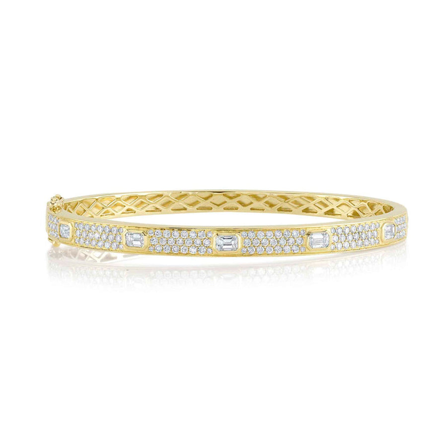 Shy Creation Diamond Emerald Pave Bangle 1.80 CT - SC22008746ZS