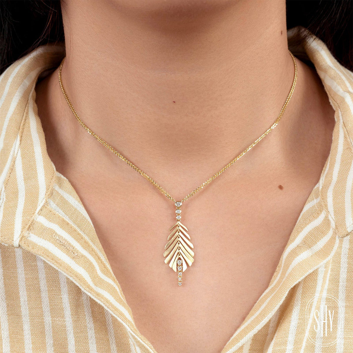 Shy Creation Diamond Feather Matte Chopin Chain Necklace 0.22 CT