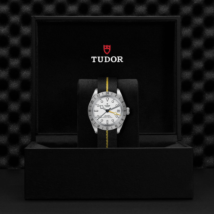 TUDOR Black Bay Pro Steel 39mm - M79470 - 0005