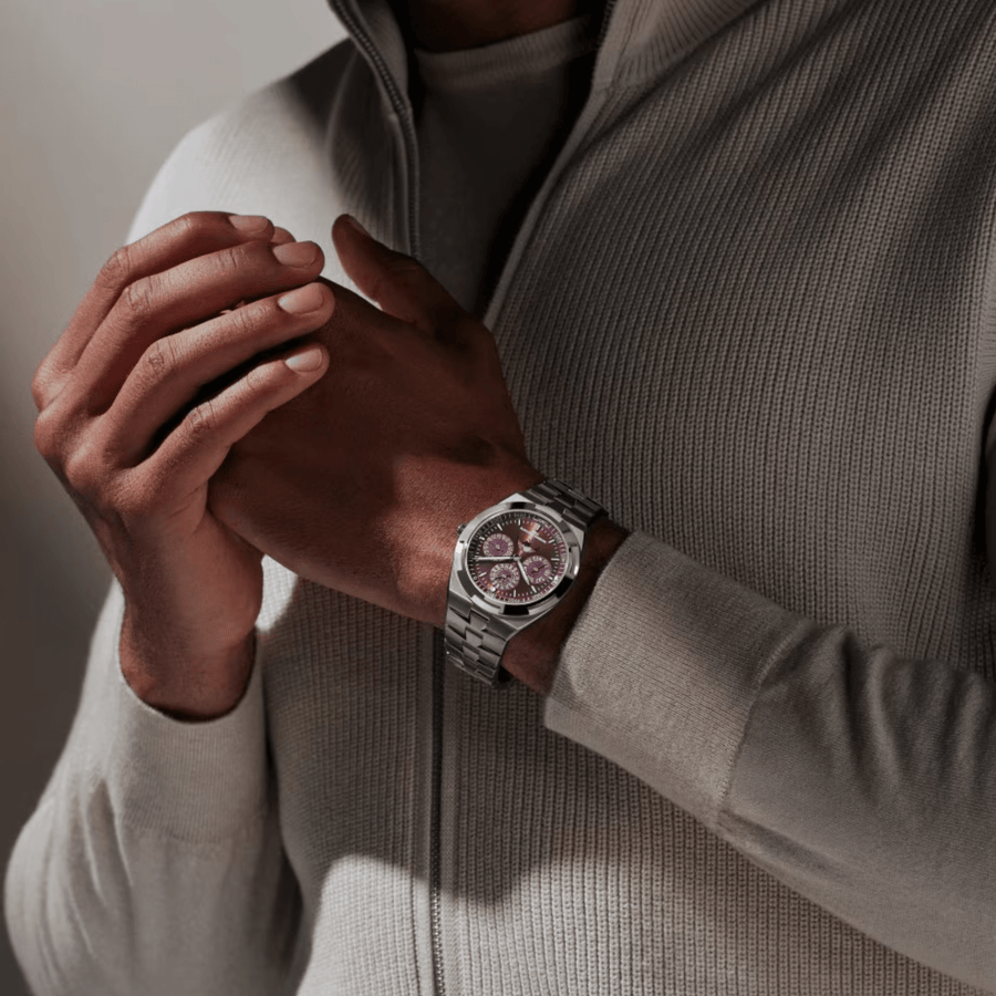Vacheron Constantin Overseas Perpetual Calendar Ultra-Thin 4300V/220G-H151 