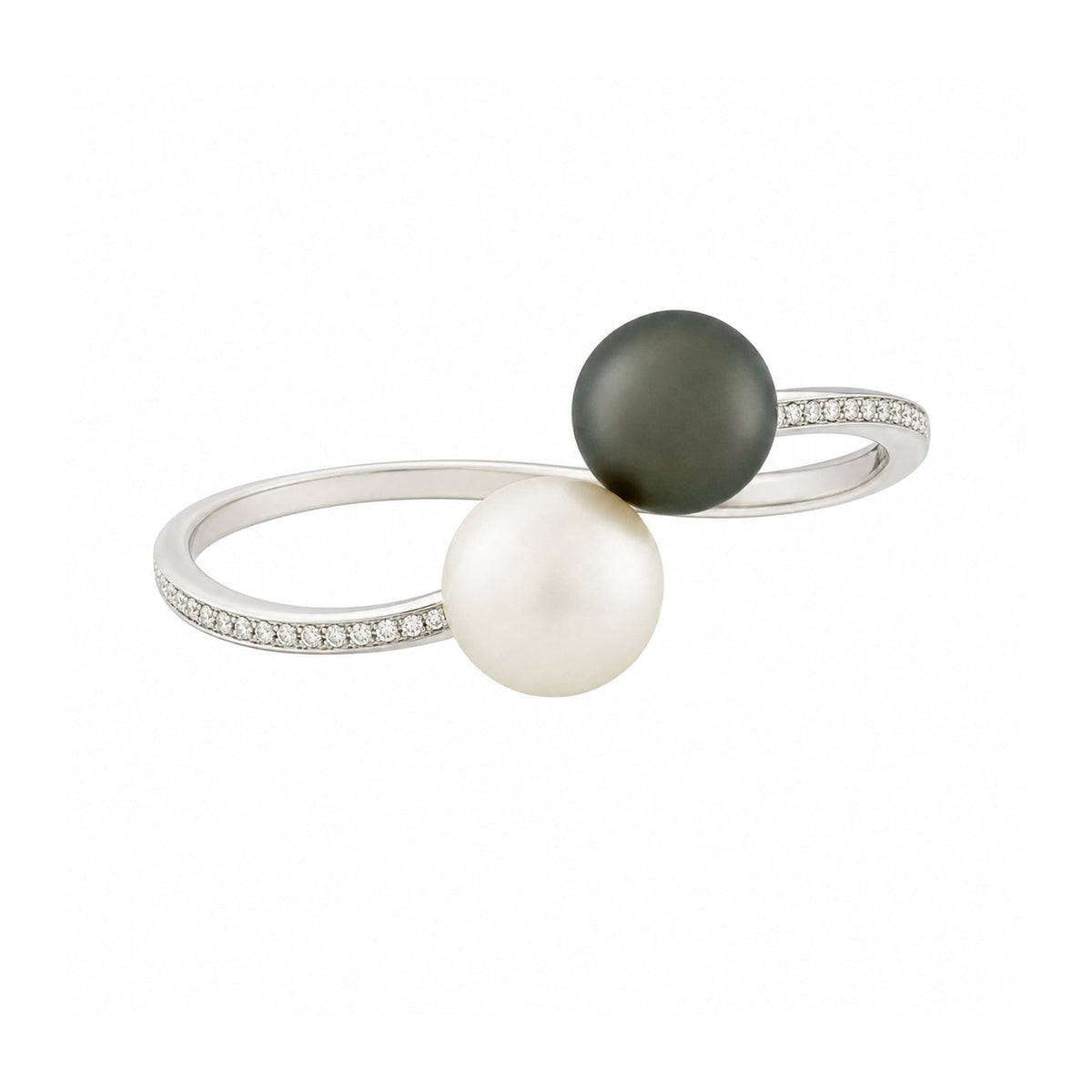 White and Black South Sea Pearl Bangle