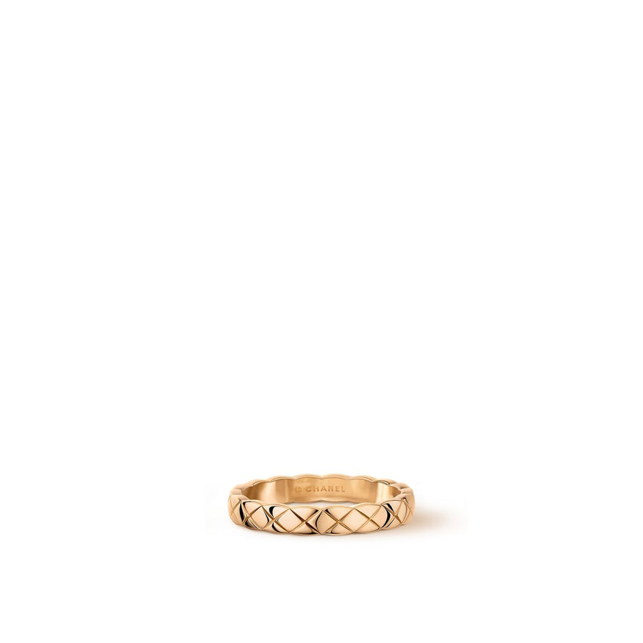 CHANEL Coco Crush Ring in 18 karat beige gold quilted motif.