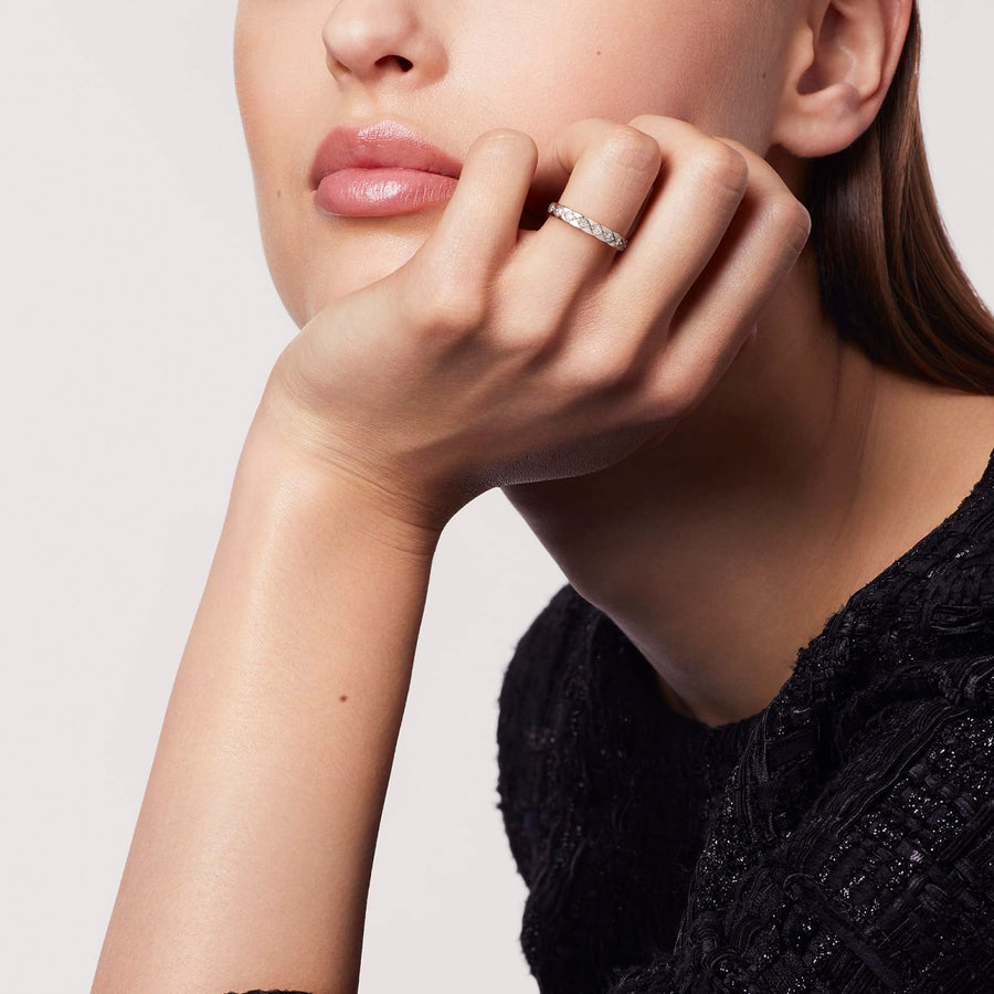 CHANEL Coco Crush Ring in 18 karat white gold quilted motif with diamonds.