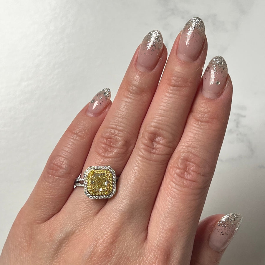 De Beers Forevermark Fancy Yellow Diamond Engagement Ring - DRFMK01642