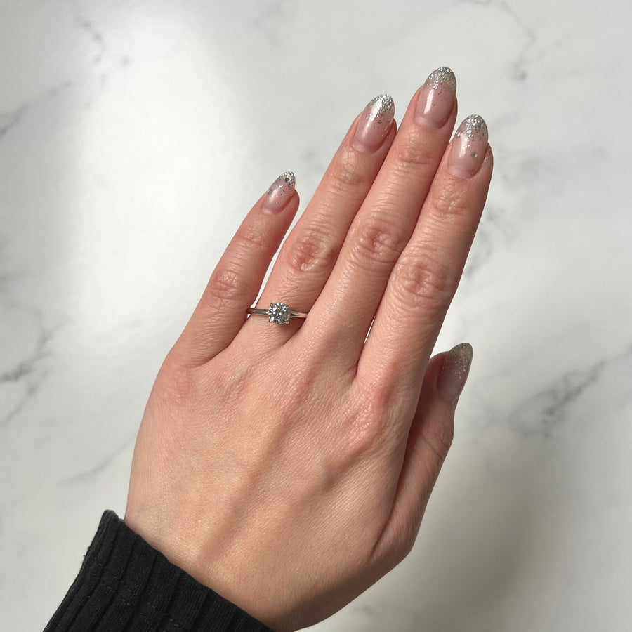 De Beers Forevermark Icon™ Setting Round Engagement Ring - DRFMK03631