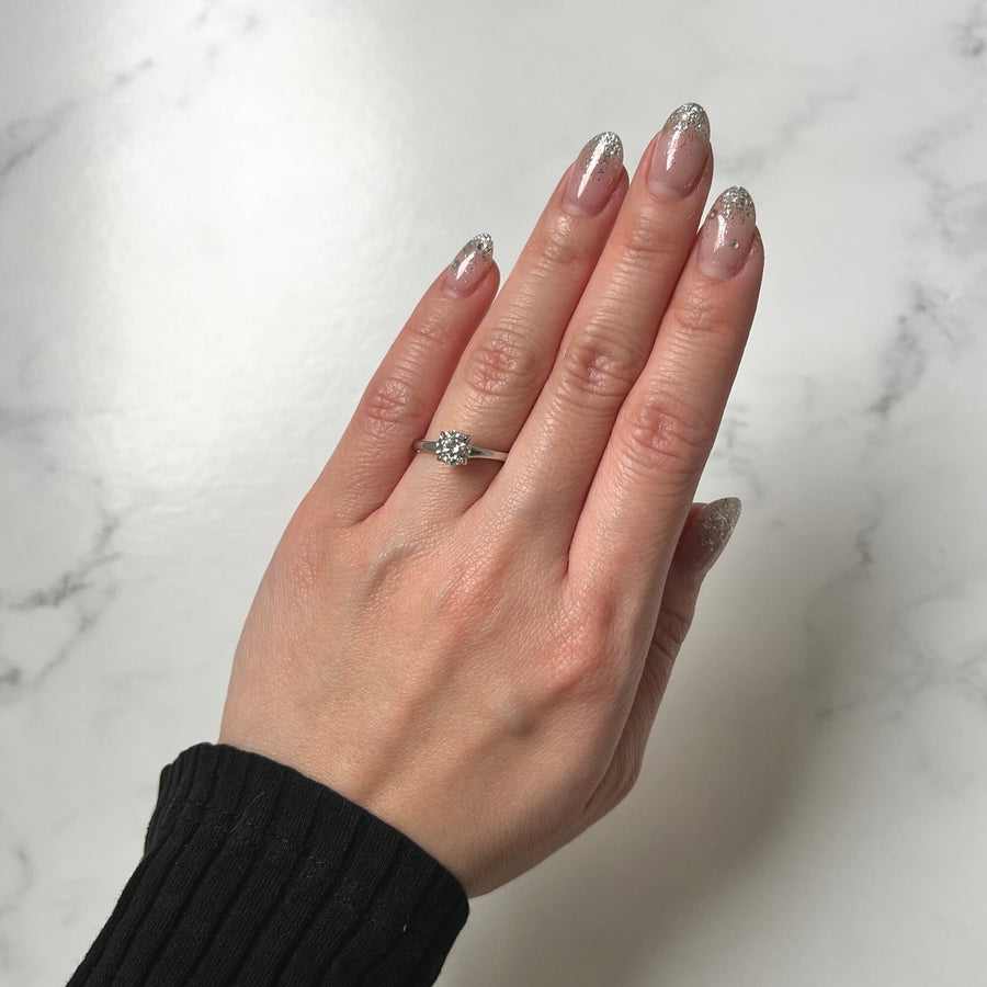 De Beers Forevermark Icon™ Setting Round Engagement Ring - DRFMK03837