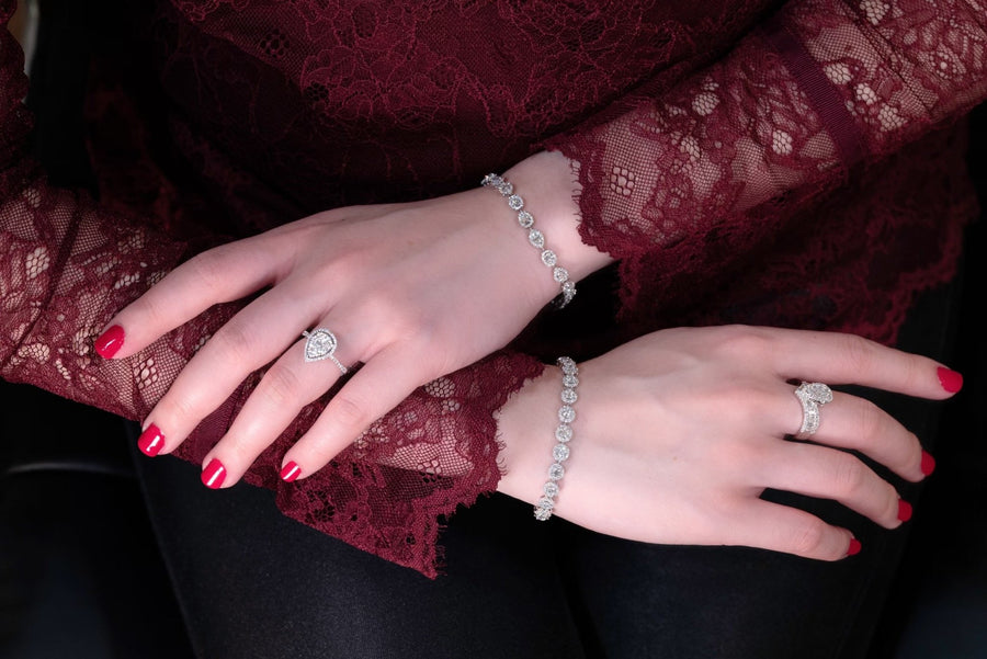 Diamond "V" Ring -