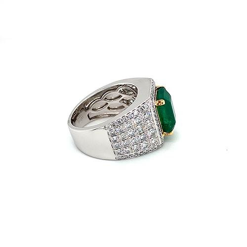 Emerald Diamond Ring -