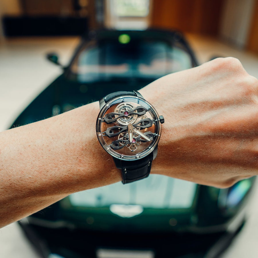 Girard-Perregaux Tourbillon with 3 Flying Bridges - Aston Martin Edition - 99296-21-001-BA6A
