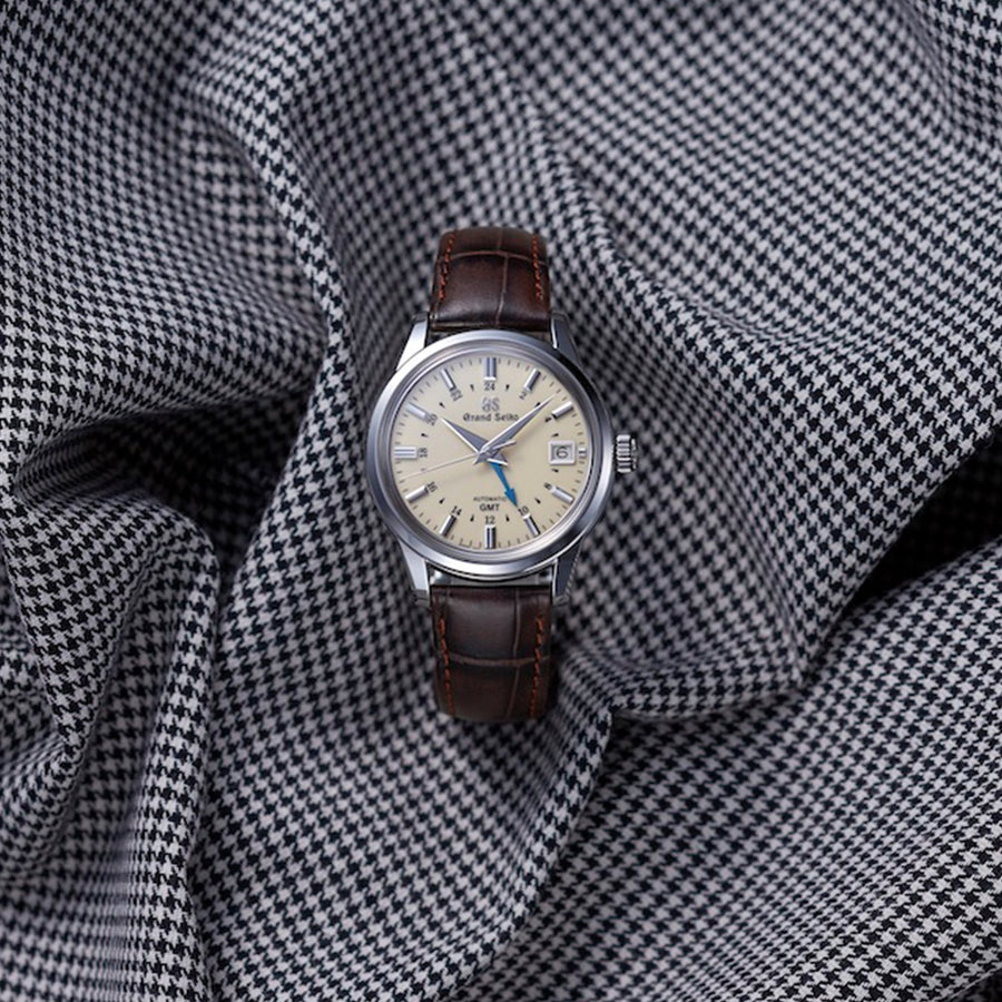 Grand Seiko Elegance SBGM221 -