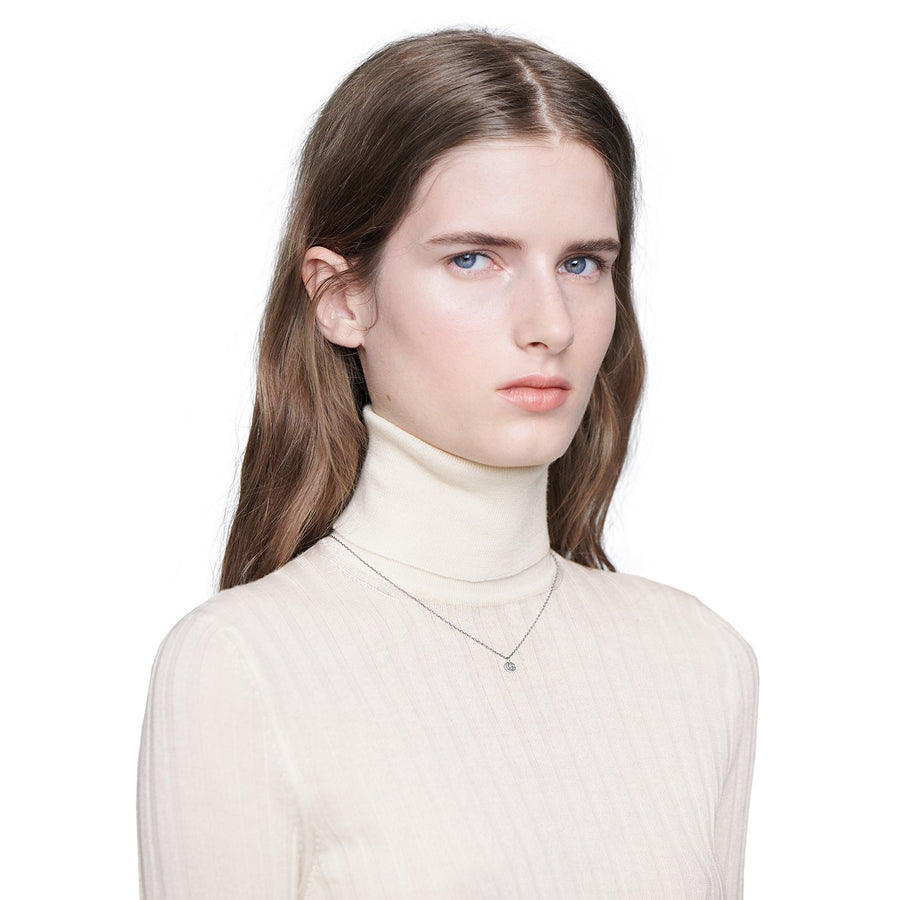 Gucci GG Running Necklace in White Gold -
