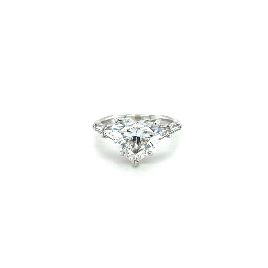 Heart-cut Engagement Ring - DRJBS02311