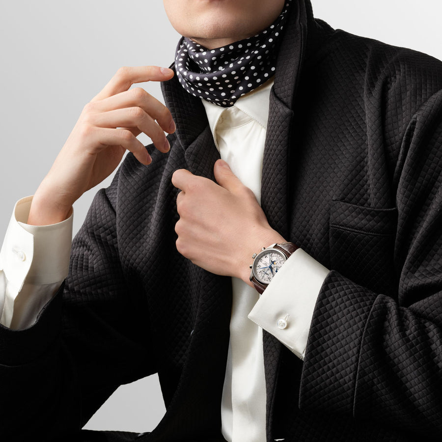 Longines Master Collection - L2.773.4.78.3 - Longines Master Collection in a 42mm stainless steel case with silver dial on alligator leather strap, featuring a chronograph function, moon phase and automatic movement.