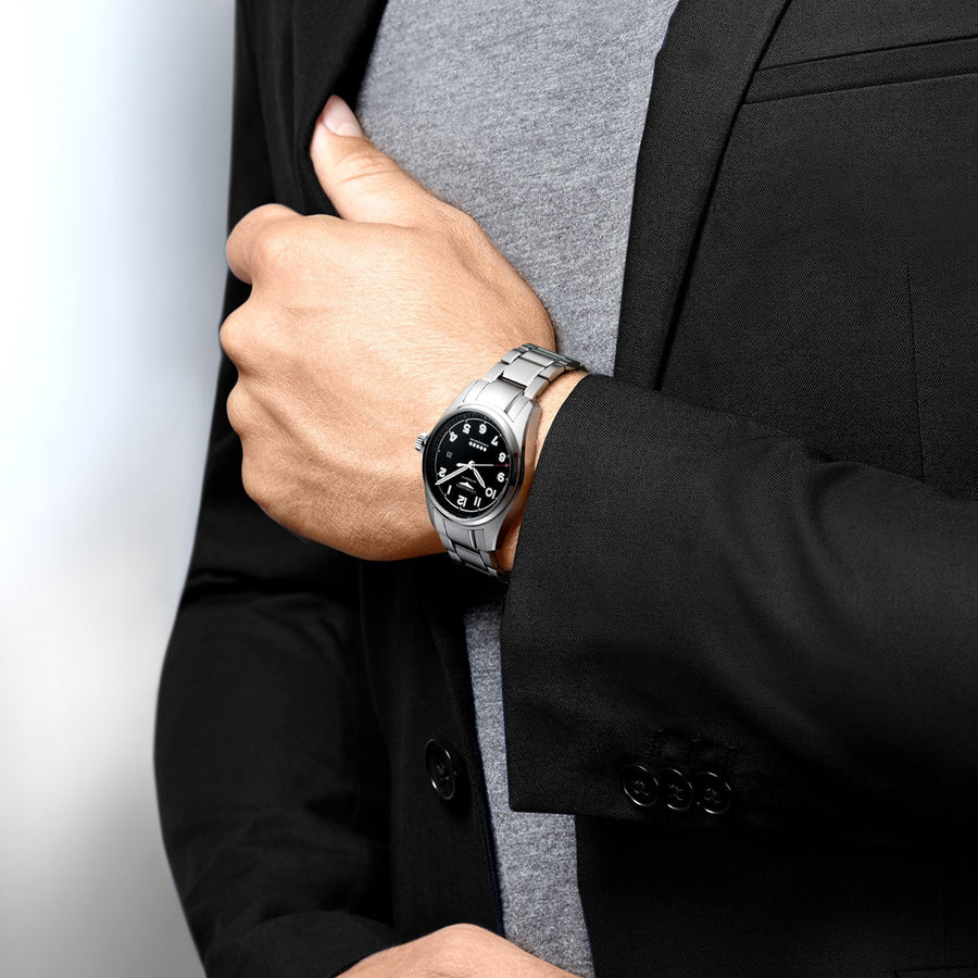 Longines Spirit in a 40mm stainless steel case with black dial on stainless steel bracelet, featuring a self-winding mechanical movement with 72-hours power reserve.