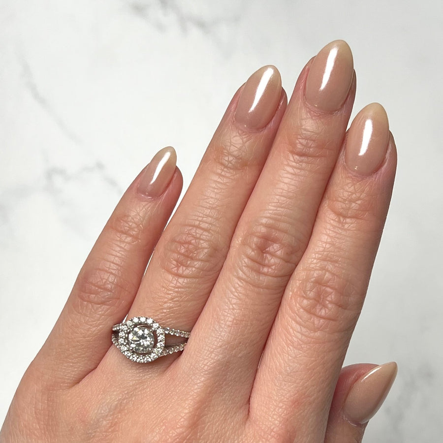 Memoire Round-cut Engagement Ring - MTK16ER-0125MW
