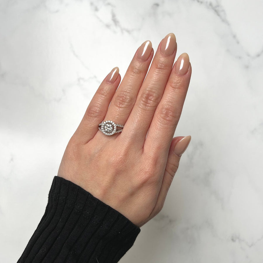Memoire Round-cut Engagement Ring - MTK16ER-0125MW