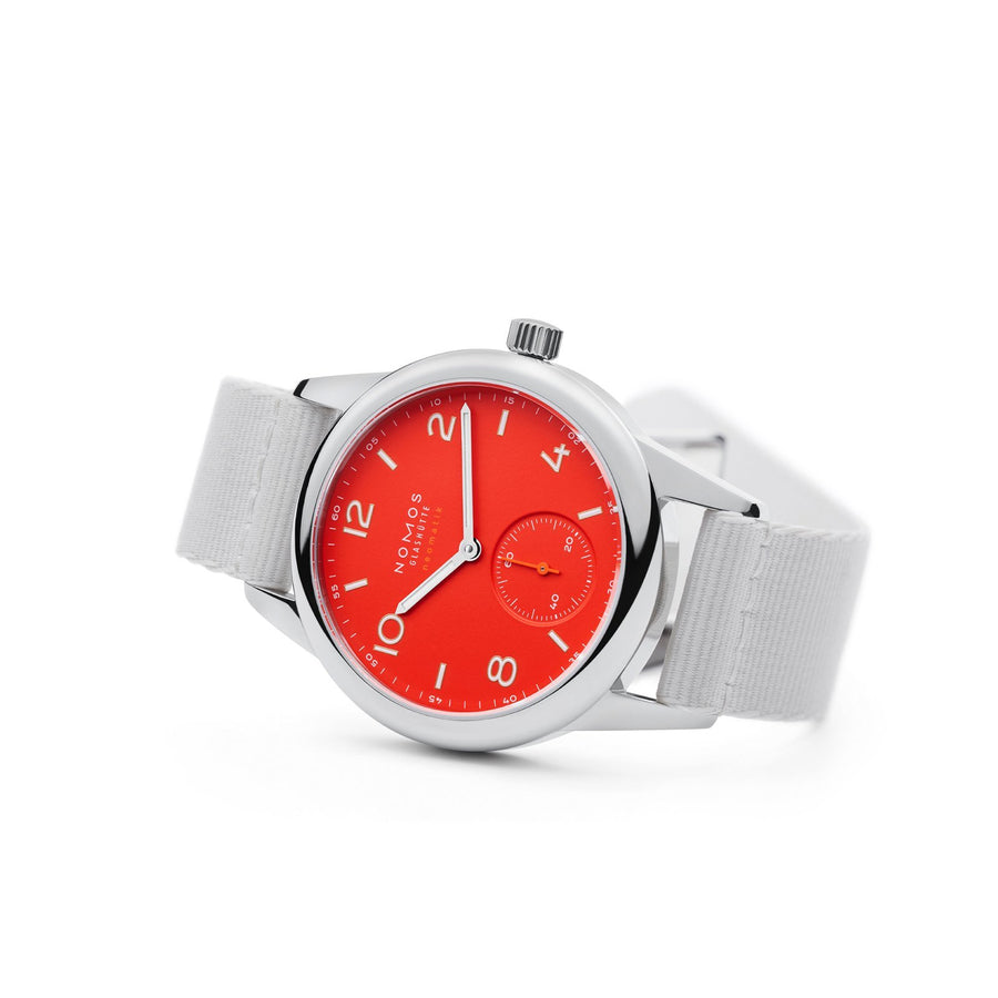 NOMOS Glashütte Club Neomatic Siren Red -