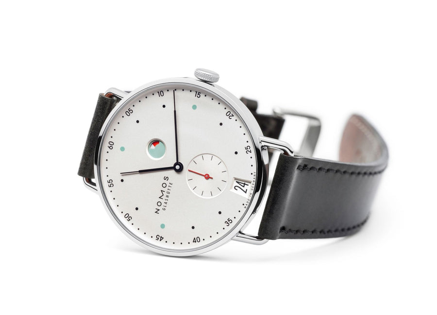NOMOS Glashütte Metro Date Power Reserve -