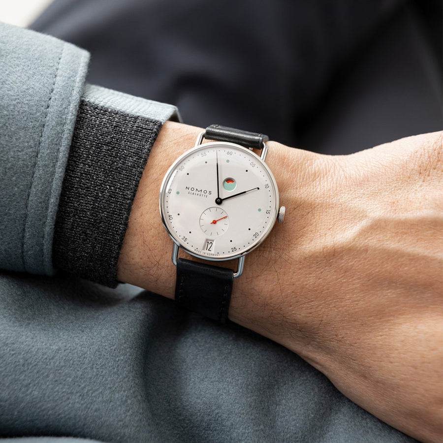 NOMOS Glashütte Metro Date Power Reserve -